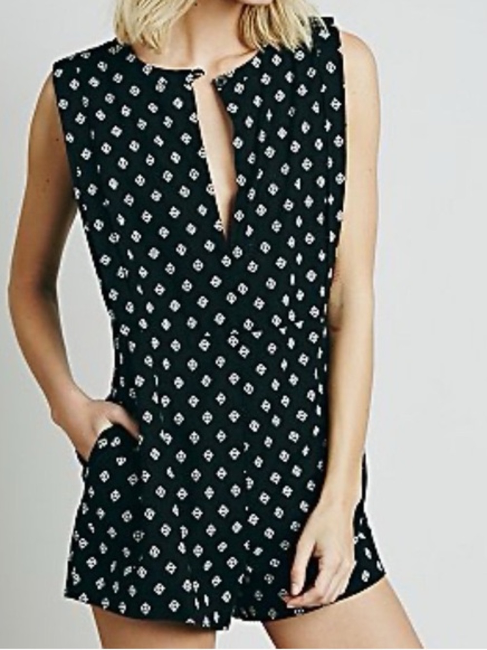 Free People Ashley Diamond Print Linen Black White Romper Size Small
